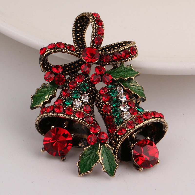 "Deck the Halls" - Metal Brooch