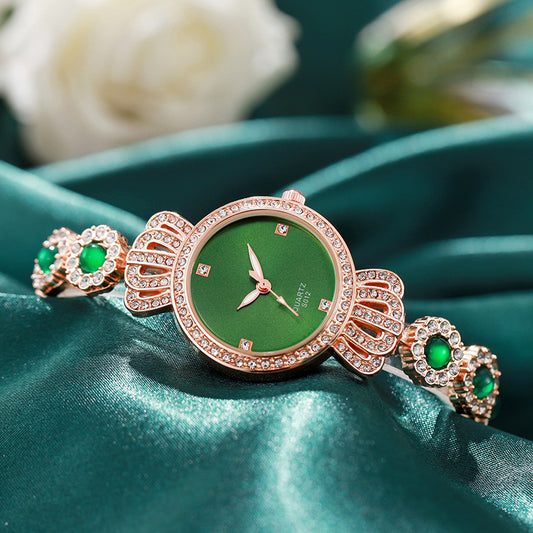 "Green Queen" -  Women's Quartz Bracelet Watch