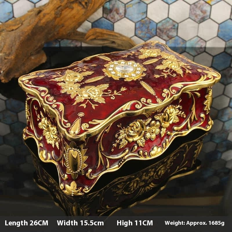 "Vintage Queen" - Jewelry Box