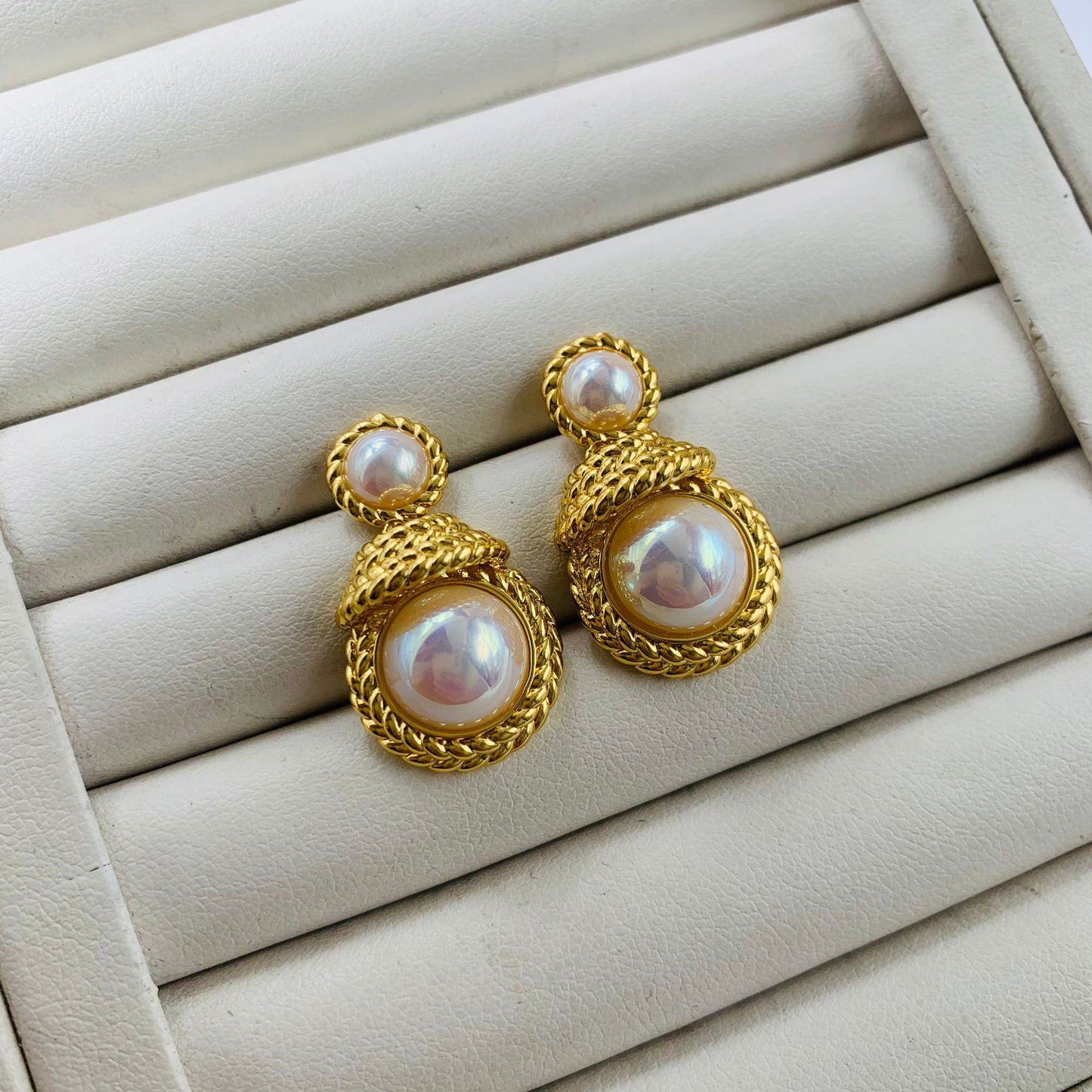"Ms. CEO" - Vintage Shell Gold Earrings