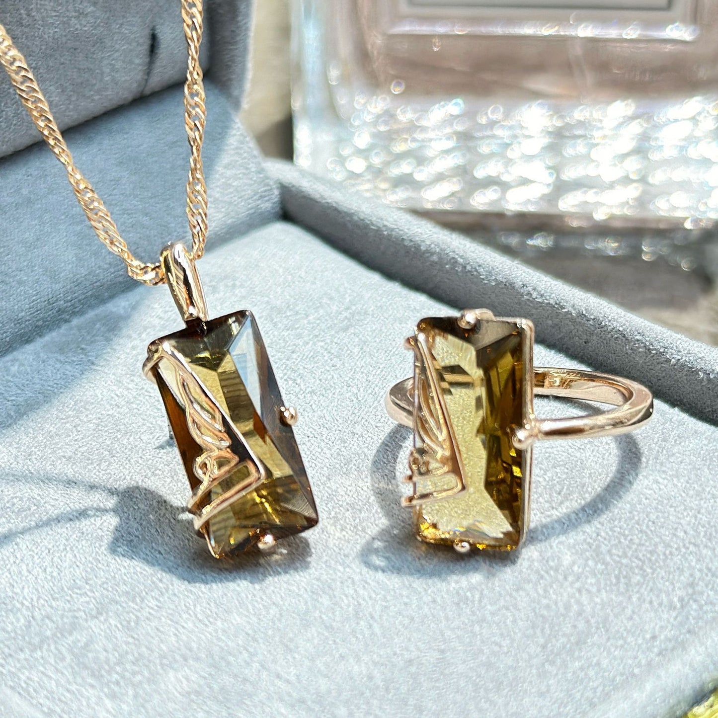 Sudan Stone Ring and Necklace Set